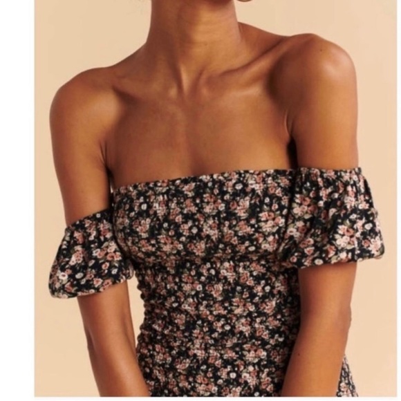 abercrombie and fitch off shoulder smocked dress BLACK - Picture 2 of 9